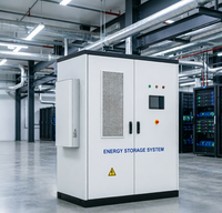 Système de Stockage d'Énergie (ESS) LiFePO4 Refroidi par Liquide 215 kWh 100 kW Haute Densité pour la Gestion de l'Énergie Hors Réseau et sur Réseau et le SMOOTH (Smooth Out Load and Load) pour les Usines