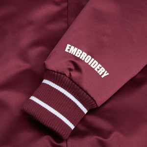 Veste en satin personnalisée avec nom d'équipe, vestes de démarrage pour hommes, vente en gros de vestes bomber en satin pour hommes, veste de baseball brodée personnalisée - Product Image 4