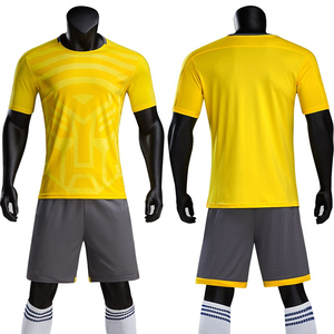 Uniforme de football unisexe avec logo personnalisé prix de gros service OEM ensembles de découpe automatisée conception 100% polyester séchage rapide élevé - Product Image 4