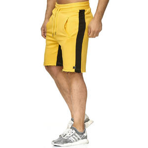 Short de rue de marque personnalisée Short d'entraînement épissé en détresse pour hommes Short en coton français pour la course à pied Short en éponge de gymnastique avec logo - Product Image 6