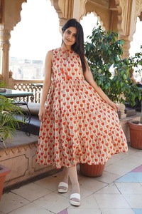 ชุดเดรสผ้าฝ้ายอินเดียทำมือสำหรับผู้หญิง สไตล์ทันสมัย เหมาะสำหรับงานปาร์ตี้ฤดูร้อน สวมใส่สบาย ระบายอากาศได้ดี เอวธรรมชาติ  ของขวัญแต่งงานส่วนตัวสำหรับเจ้าสาว - Product Image 2