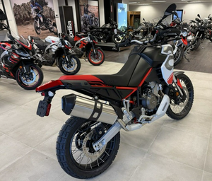 ขายมอเตอร์ไซค์ APRILIA TUAREG 660 รุ่นปี 2026 ใหม่เอี่ยม สำหรับการผจญภัย ใช้ได้บนถนนสาธารณะ ประกอบจากโรงงาน 100% - Product Image 6