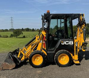 CARGADOR RETROEXCAVADORA JCB 1CX bastante usado y barato a la venta - Product Image 1
