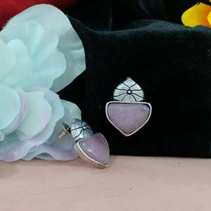 ต่างหูเม็ดเดี่ยวเพชรมอยส์ซอไนต์โลหะระดับพรีเมี่ยมสุดหรูประกายแวววาวเปล่งประกายเปล่งประกายไร้กาลเวลาสำหรับสวมใส่ในชีวิตประจำวัน - Product Image 6