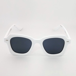 Produits les plus vendus Lunettes de soleil mode personnalisées pour adultes vente en gros - Product Image 5