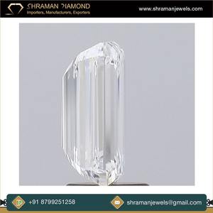 Diamants en vrac de forme émeraude de 2,01 carats, couleur H, clarté améliorée, certifiés IGI, cultivés en laboratoire en Inde, VS1, pour la fabrication de colliers - Product Image 3