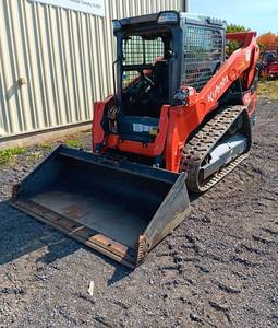 รถตักล้อยางดีเซล Kubota SVL75-3HFC ปี 2024 แบบตีนตะขาบ พร้อมกระบอกไฮดรอลิก KYB และชิ้นส่วนหลักๆ เช่น มอเตอร์ เครื่องยนต์ และปั๊มเกียร์ - Product Image 1