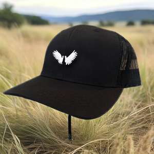 6-<b>Panel</b> Blank Structured Semi Curved Bill Trucker Cap With Snapback Closure Personalized Leather <b>Patch</b> Logo Mesh Baseball Cap - Product Image 4