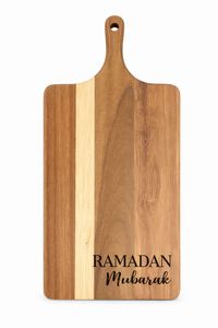 Élégante planche à découper en bois, Ramadan Kareem, calligraphie arabe gravée, plateau de décoration de cuisine islamique durable de qualité supérieure - Product Image 6