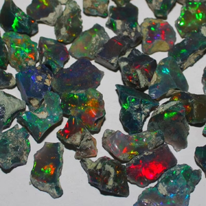 Opale de feu noire éthiopienne Welo Opale de feu noire brute naturelle pour la fabrication de bijoux Pierres précieuses en vrac - Product Image 2