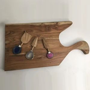 Tabla de cortar de madera de acacia, juego de quesos, precio al por mayor de fábrica, incluye esparcidor de queso, rebanador de mantequilla, juego de tabla de cortar elegante - Product Image 3