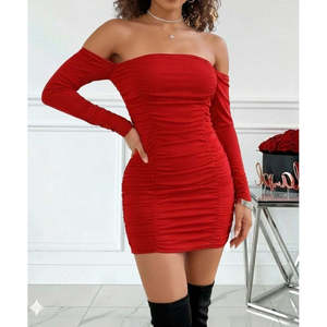 Vestido corto fruncido con hombros descubiertos y mangas largas para mujer, modelo 28737 - Rojo - Product Image 3