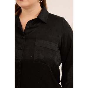 Blusa de Satén con Estampado de Piedras Negras para Mujer, Talla Grande, Marca RMG - Elegante Camisa de Poliéster Tejido para Primavera/Verano - Product Image 2