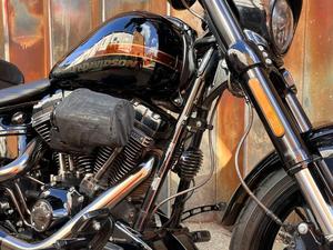 Harley-Davidson CVO 2017, motos sportives d'occasion en bon état, à vendre - Product Image 5