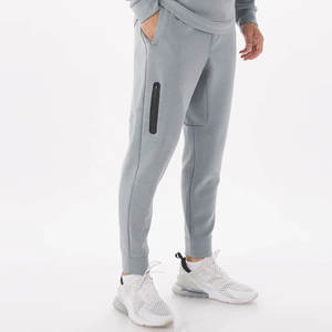 Ensemble de survêtement de sport à deux pièces de nouvelle conception pour hommes, pantalon de jogging évasé pour hommes avec sweat-shirts à capuche, survêtements - Product Image 5