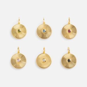 Colgante de disco texturizado Piedra preciosa de cuarzo rosa Plata de Ley 925 Acabado chapado en oro, Diseño de resplandor solar radiante Joyería inspirada en el amor - Product Image 2