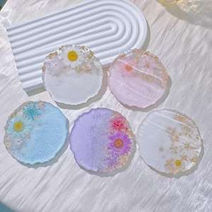 Ensemble de sous-verres en résine unique avec accents de feuilles métalliques, tapis époxy faits à la main, parfaits pour la décoration de table moderne et les cadeaux - Product Image 2