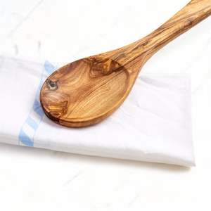 Cuillère en bois de qualité supérieure, idéale pour la cuisson, le service et le mélange sans abîmer les surfaces des ustensiles de cuisine - Product Image 6