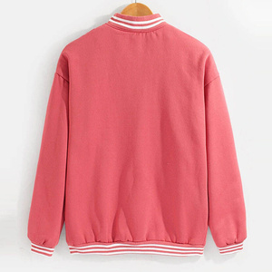 Adaptez votre style avec une veste universitaire pour homme avec capuche pour un confort, une chaleur et un style décontracté au quotidien - Product Image 2