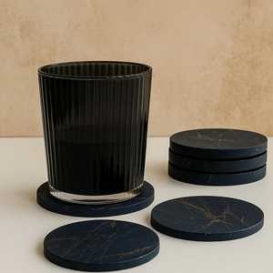 Sous-verres en béton marbré noir et or faits à la main, ensemble de 4 pièces, vaisselle moderne - Product Image 1