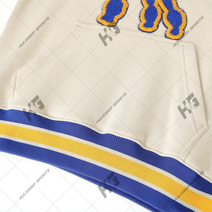 Sweat-shirt universitaire Greek Life Poodle |   Pull en molleton à patch en chenille |   Vêtements de sororité personnalisés en gros - Product Image 6