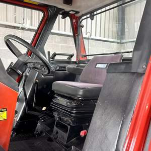 Nuevo tractor diésel Fiatagri 90-90 4WD de 90HP en venta con cabina y toma de fuerza, fabricado en ITALIA - Product Image 4