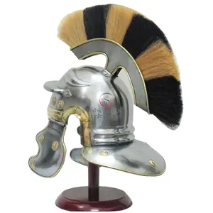 मध्यकालीन कोरिंथियन हेलमेट रोमन हॉपलाइट कवच नाइट हेलमेट धातु शिल्प पहनने योग्य हेलमेट डिस्प्ले स्टैंड हेलोवीन उपहार के साथ