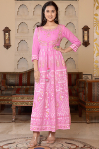 Ensemble pantalon et kurta indien ethnique pour femme, en coton rose, col en V, manches longues, silhouette évasée, lavable en machine - Product Image 4
