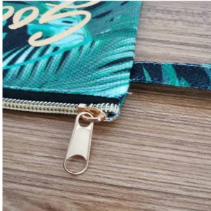 Sac de pinceaux de maquillage de voyage écologique avec logo personnalisé pochette à cosmétiques en tissu de coton lavable avec fermeture à glissière étuis à cosmétiques - Product Image 3