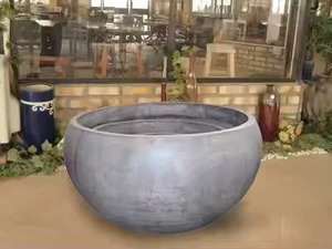 Ensemble de pots à fleurs en béton minimalistes, jardinières rondes d'extérieur pour plantes vertes, design moderne - Product Image 4