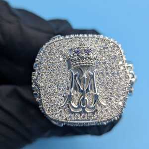 แหวนดีไซน์เนอร์สั่งทำพิเศษแบบ Iced Out เงินแท้ 925 ประดับเพชร VVS Moissanite ฝังแบบ Micro Pave สำหรับทั้งชายและหญิง - Product Image 6