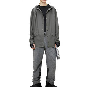 Nouveau style de veste imperméable respirante de haute qualité pour hommes veste de pluie extérieure en tissu de polyester recyclé - Product Image 1