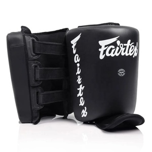 Almohadillas Curvas Profesionales para Entrenamiento de Patadas, Almohadillas para Antebrazos, Duraderas, de Cuero PU, Ligeras, Par, para Entrenamiento y Práctica en el Gimnasio - Product Image 3