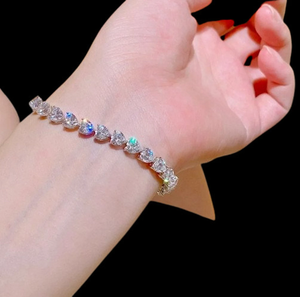 Precios asequibles, pulsera de diamantes de moissanita en forma de corazón de 7mm, estilo moderno, hermosa pulsera de tenis de Plata de Ley 925 - Product Image 2