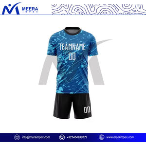 Ensemble d'uniformes de football de haute qualité pour hommes avec logo personnalisé Maillot et short à séchage rapide Vêtements d'équipe de football respirants OEM Tenue de sport - Product Image 3