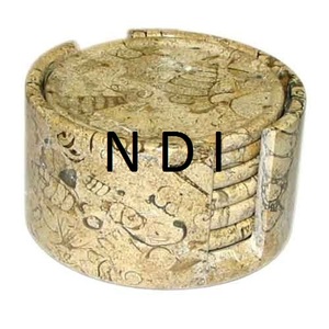 Produit très vendu Ensemble de sous-verres décoratifs en marbre de forme ronde Style moderne Dessous de verre pour tasse à thé Conception en marbre Porte-verres pour thé - Product Image 1