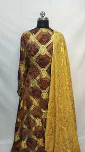 Ensemble Dashiki à manches longues en tissu respirant, brodé et gaufré de fleurs parfumées violettes, original Maqbal Dirac, pour l'été et le printemps - Product Image 2