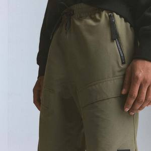 Pantalones Deportivos de Pana para Hombre, Personalizados al por Mayor, Estilo Casual, Ligeros, Ecológicos, Transpirables, con Bordado e Impresión - Product Image 3