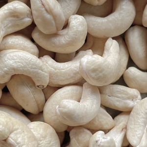 Anacardos crudos de gran oferta anacardos W320 precio anacardos WW180, WW240, WW320 SANTIGO Etiqueta Privada embalaje disponible - Product Image 1