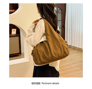 กระเป๋าโท้ทสะพายไหล่ความจุขนาดใหญ่ทันสมัยสำหรับผู้หญิงกระเป๋าถือแบบสบายๆมีหลายกระเป๋าให้เลือกหลายสี - Product Image 3