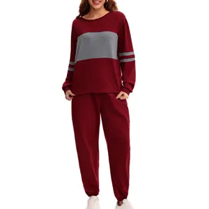 Service OEM Nouveau Survêtement Athlétique Élégant Survêtements Rétro Vente en Gros Vêtements Personnalisés Survêtement d'Entraînement pour Hommes - Product Image 2