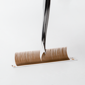 Extensions de cils individuelles colorées, effet mat brun doux et moelleux, faciles à poser, cils bruns pour tous les jours, vente en gros avec emballage - Product Image 2