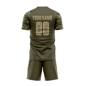 Uniformes de football pour hommes personnalisés de haute qualité Maillots de football pour jeunes avec sublimation Club Football Logo Impression Polyester vert pour adultes - Product Image 3