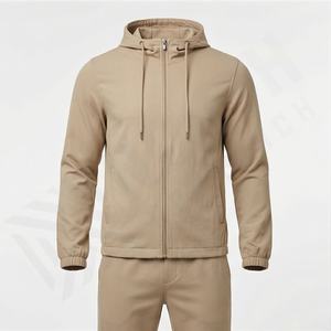 ชุดวอร์มไนลอนผู้ชายแบบมีฮู้ด  สามารถปรับแต่งสีได้ น้ำหนักเบา เหมาะสำหรับวิ่ง ราคาสมเหตุสมผล รับผลิตแบบ OEM สำหรับนักกีฬา - Product Image 1