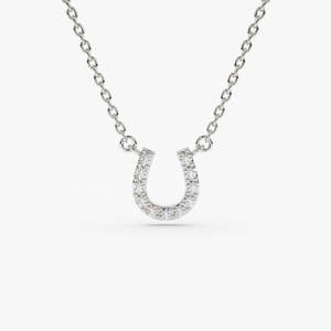 Collar con colgante de oro de 14 quilates y diamantes redondos, cadena con colgante de herradura de la suerte - Product Image 5