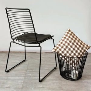 Silla de alambre de Metal recubierta de polvo negro de tendencia contemporánea ecológica perfecta para el hogar Interior Exterior sala de estar decorativa - Product Image 4