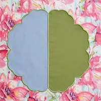 Set de table réutilisable personnalisé en tissu de coton vert et bleu, fait main, bord festonné, brodé, écologique, pour