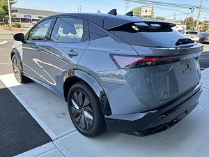 Nissan ARIYA PLATINUM 2024 - e-4ORCE AWD, Vehículo Eléctrico con Tracción en las Cuatro Ruedas, SUV/Crossover Automático - Product Image 3