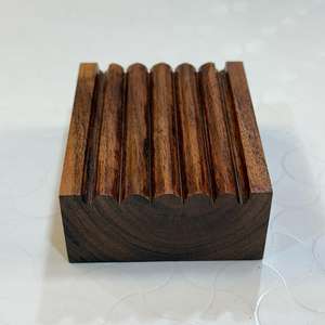 Jabonera de Madera Única en Oferta para Uso Doméstico, Fácil de Limpiar y con Diseños que Permiten que el Jabón se Quede en su Superficie - Product Image 2