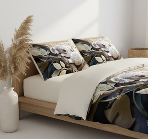 Lot de 2 housses de coussin imprimées en microfibre Koala Serenity - Product Image 4